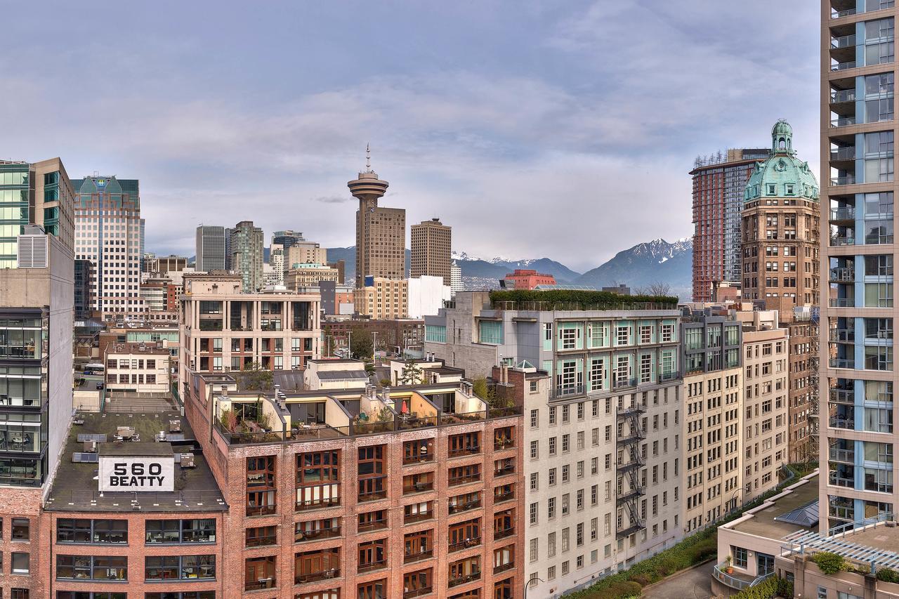 The Altitude Lägenhet Vancouver Exteriör bild